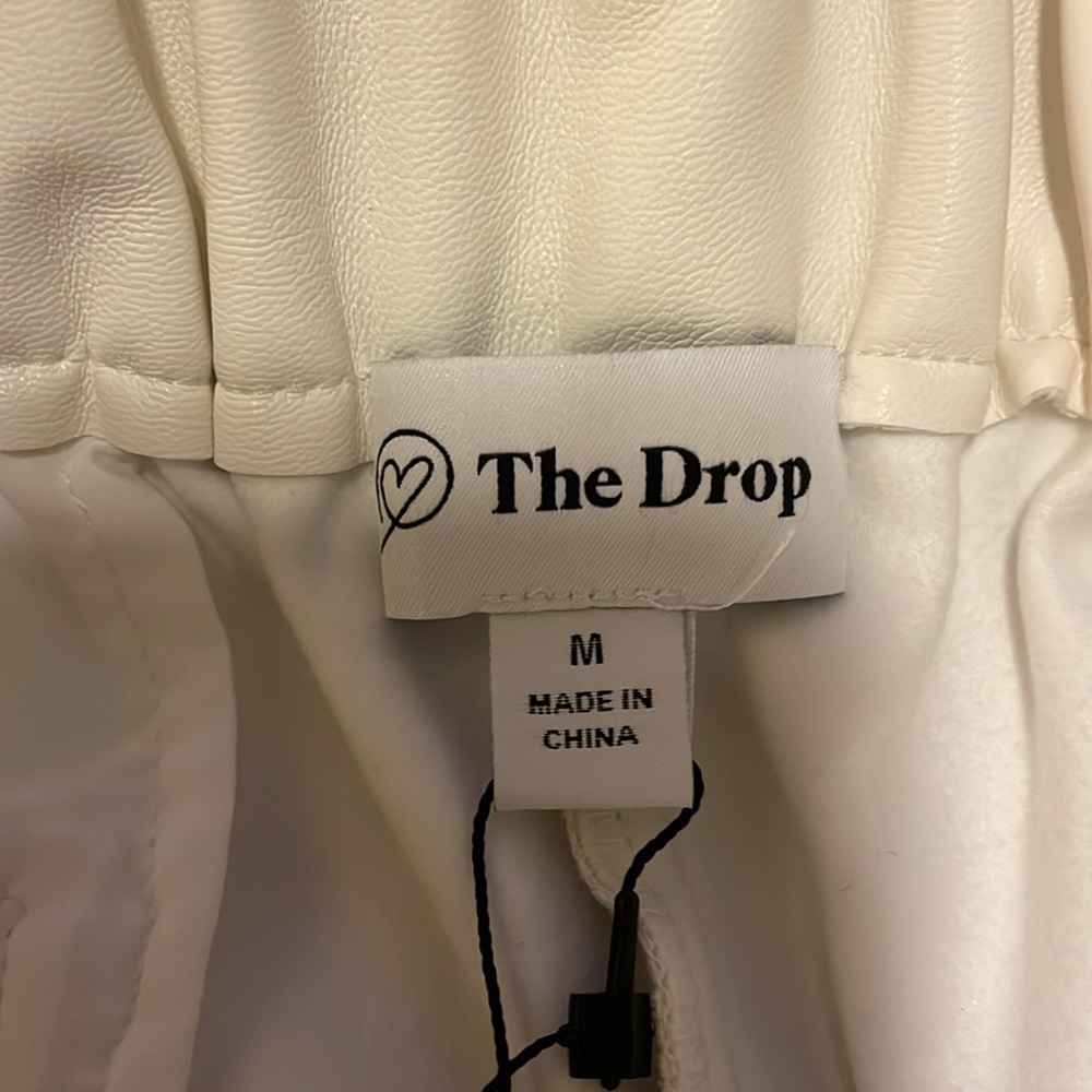Pants - Picture 2 of 3